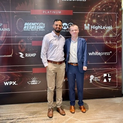 Sandeep Goel with Mads Singers at the SEO Mastery Summit